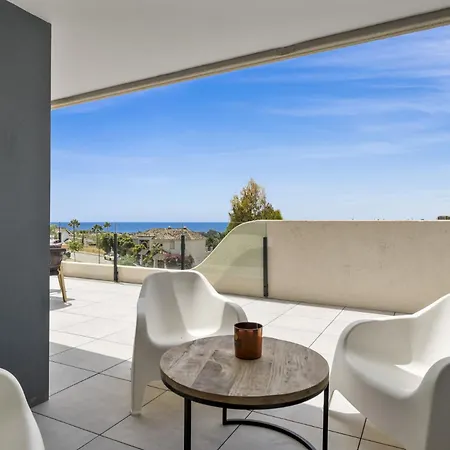 Casa Luxe Oasis With Sea View Estepona